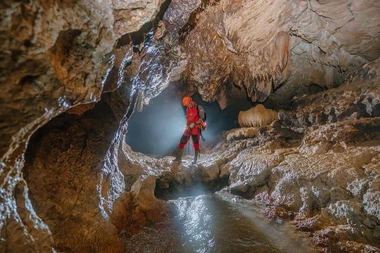 buniayu cave villa arsa